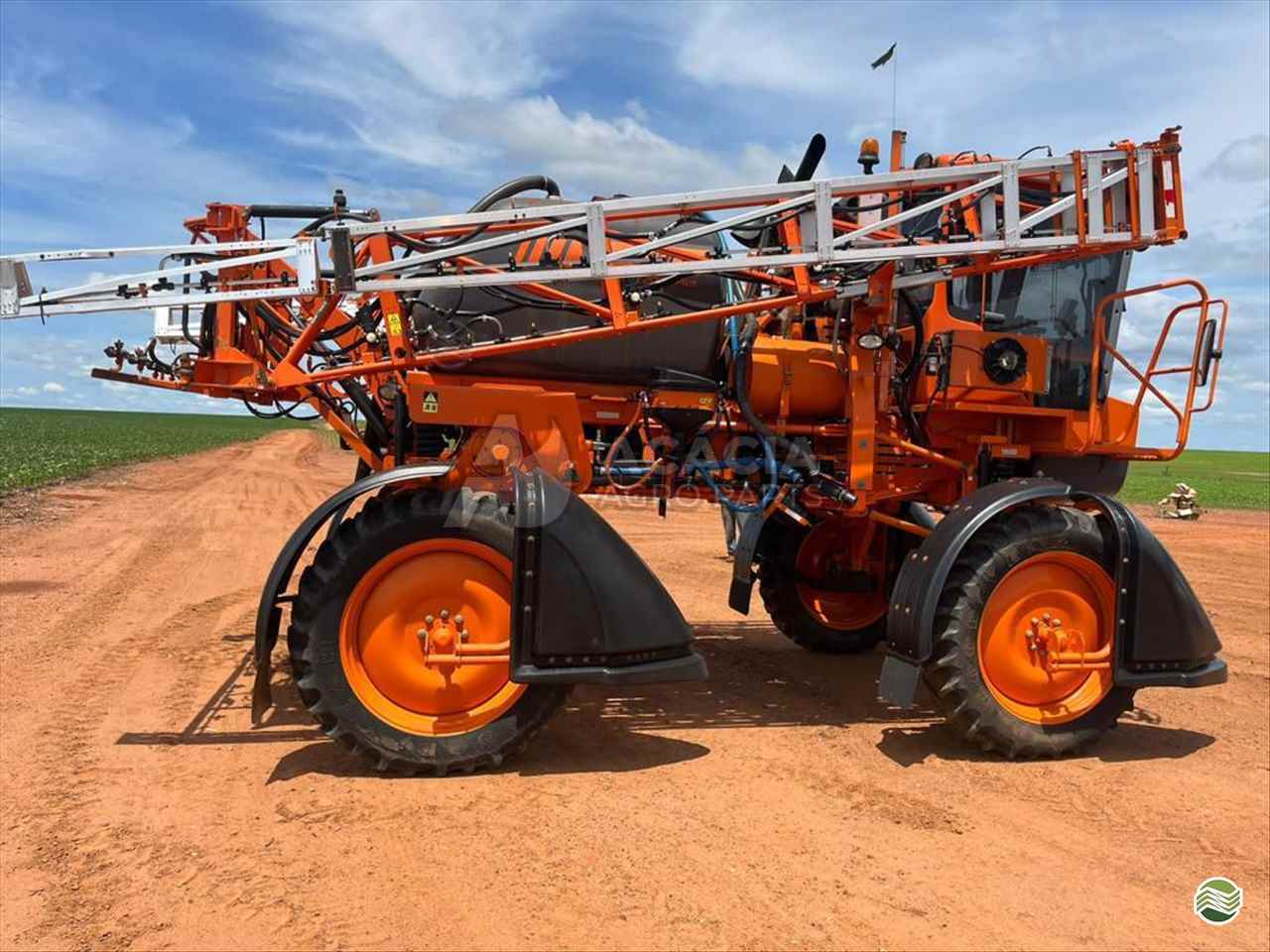 PULVERIZADOR JACTO UNIPORT 2000 PLUS Tração 4x2 Acácia Agro Parts PARANATINGA MATO GROSSO MT